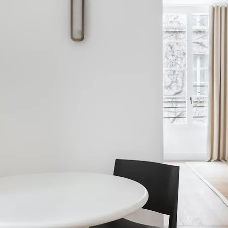 Adresse Prestigieuse: Luxueux Marais Appartamento